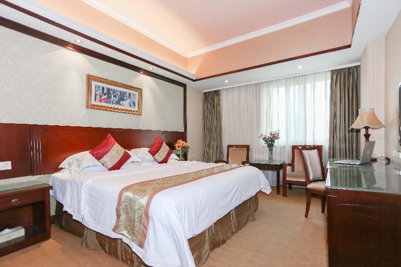 Vienna Hotel - Shenzhen Minzhi Branch Екстер'єр фото